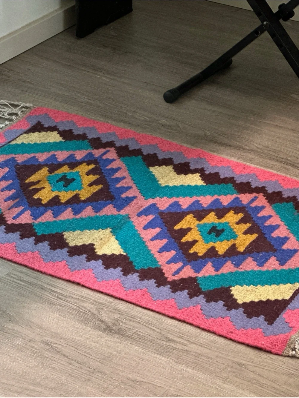 Handwoven Persian Rug 39”x24” Boho Geometric Accent Rug in Pink, Teal, Yellow